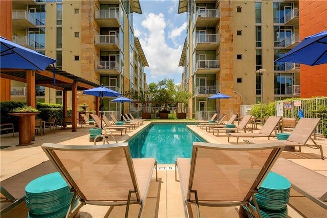 Building Photo - 1600 Barton Springs Rd