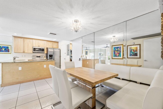 Building Photo - 3230 S Ocean Blvd