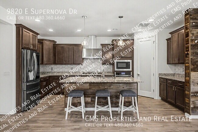 Building Photo - 9820 E Supernova Dr