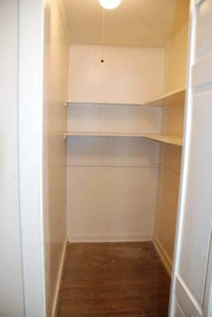 Building Photo - 341 Hemlock Dr