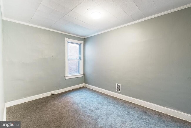 Building Photo - 2646 Edmondson Ave