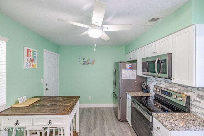 Building Photo - 7005 S Lagoon Dr