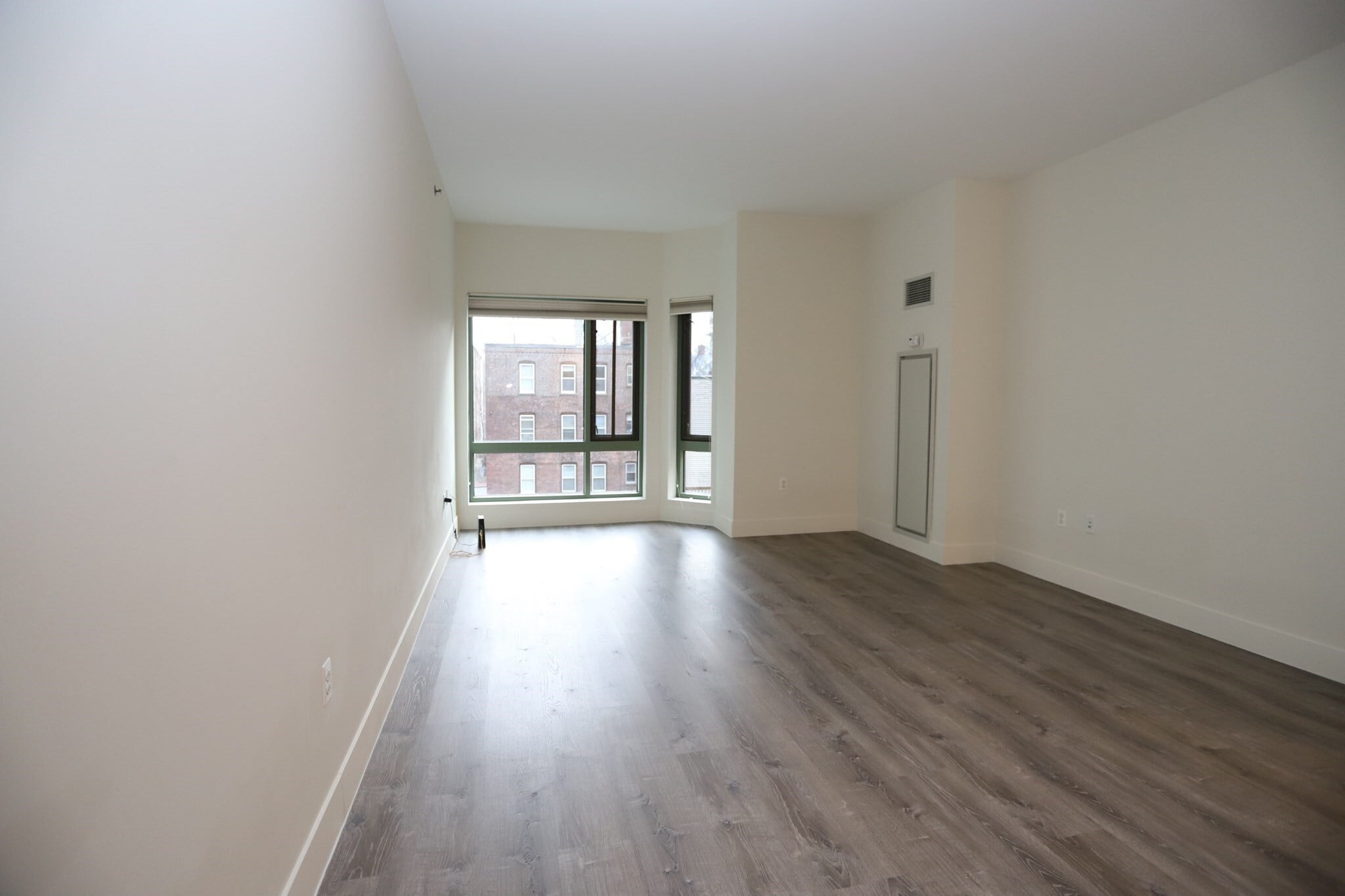 living room - 20 2nd St