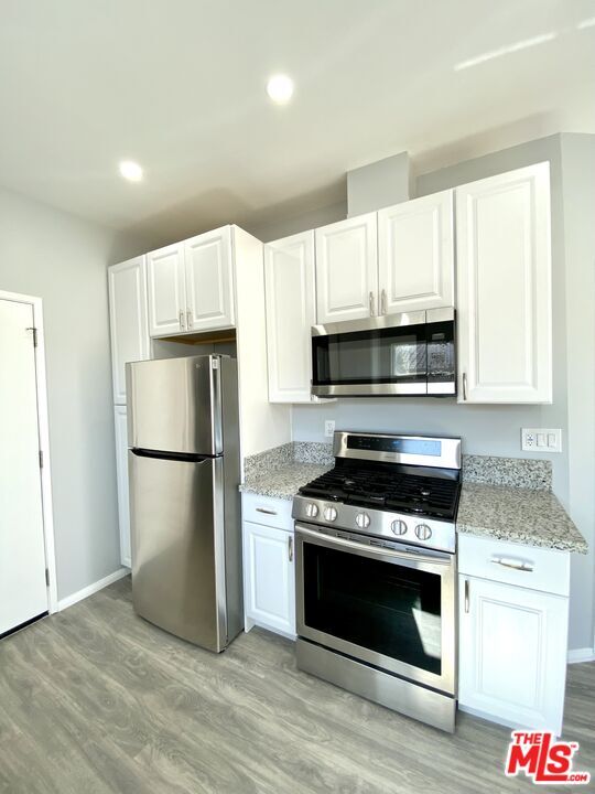Building Photo - 5451 Brynhurst Ave