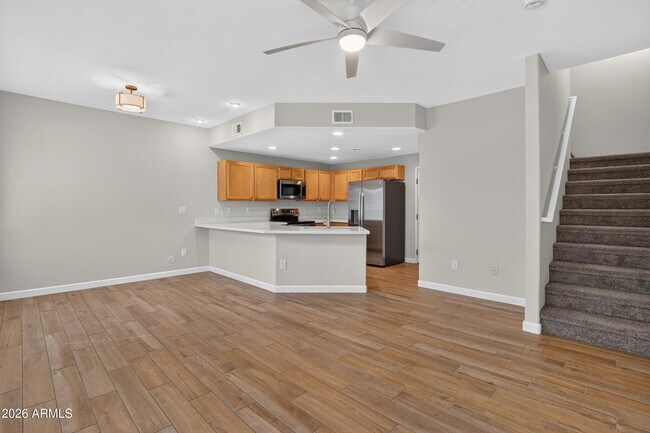 Building Photo - 3150 E Beardsley Rd