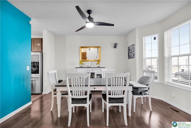 Building Photo - 4247 Beech Dr