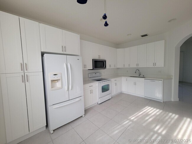 Building Photo - 3103 Anthem Way