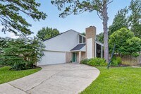 Building Photo - 7111 Halfpenny Rd