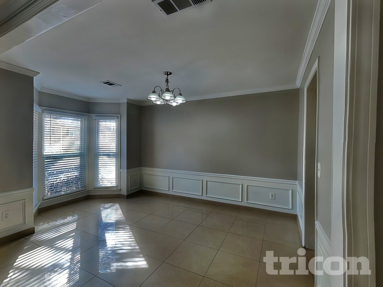 Building Photo - 2098 Clearvista Dr NW