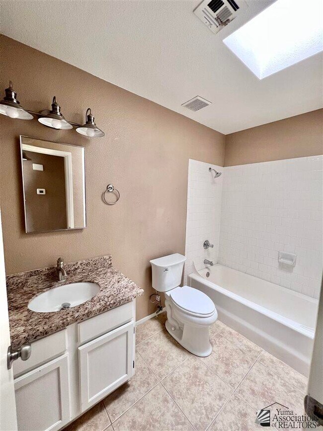 Building Photo - 2078 S 46th Dr