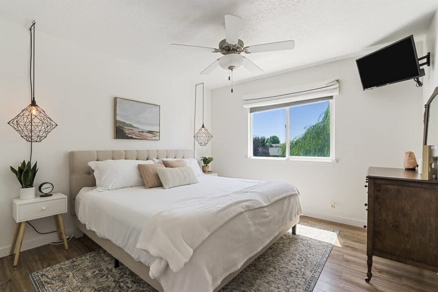 Building Photo - 19701 Cumberland Way