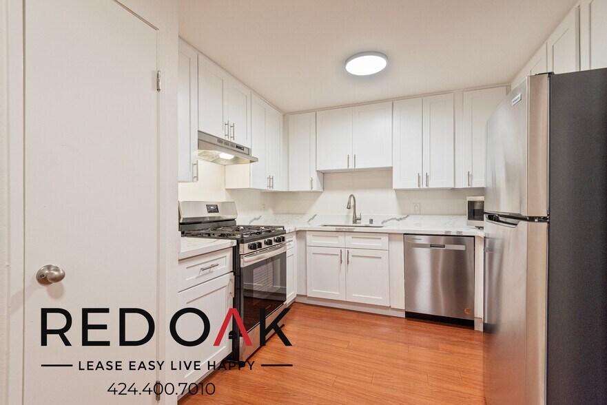 Building Photo - 2724 Abbot Kinney Blvd