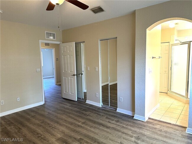 Building Photo - 9638 Roundstone Cir