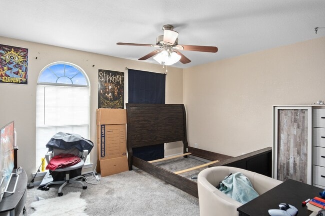 Building Photo - "FREE 2 WEEKS RENT! Spacious 4-Bedroom Oasis with 3.5 Baths at Harker Heights - 3,070 Sq Ft of Co...