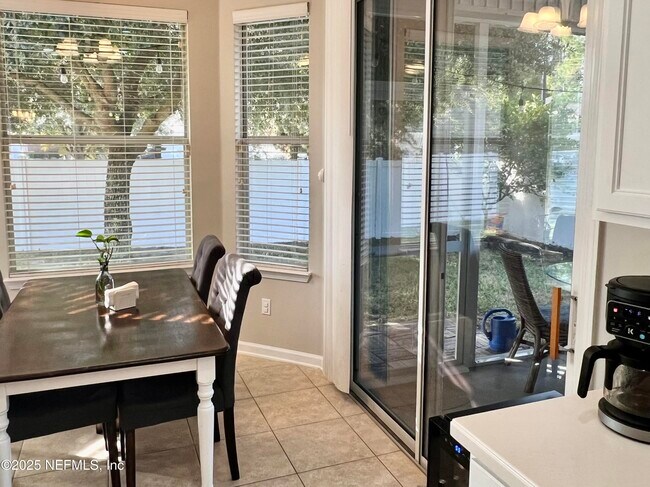 Building Photo - 1420 Creek Point Blvd