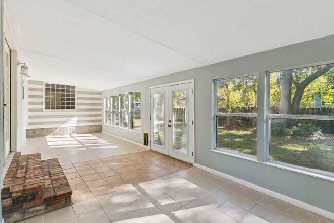 Building Photo - 4BR/2BA on Harrietts Bluff Available Now