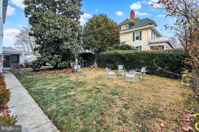 Building Photo - 405 Reading Ave