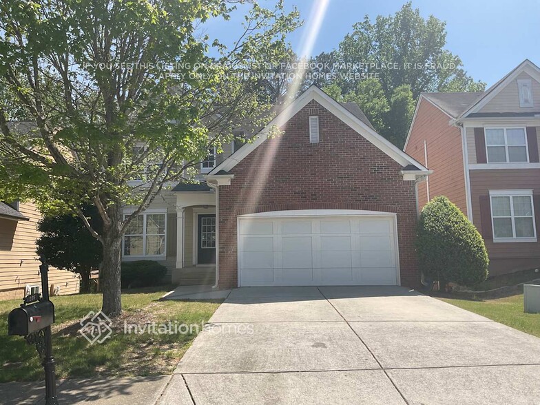 Primary Photo - 235 Laurelton Cir