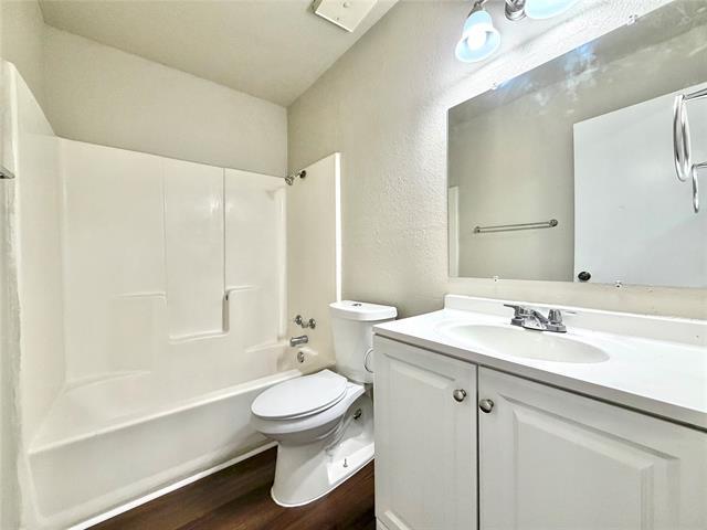 Building Photo - 3051 Olympia Dr