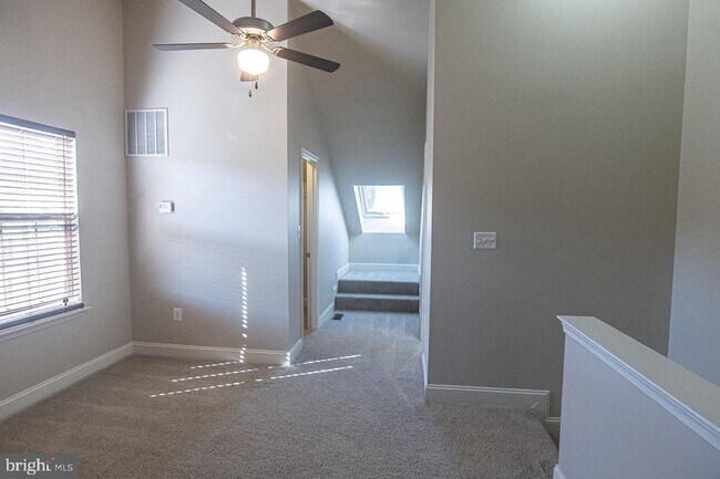 Building Photo - 4442 Potomac Highlands Cir