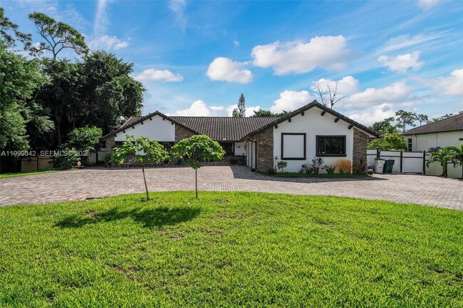 Building Photo - 6252 NW 65th Terrace