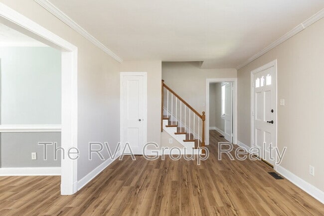 Building Photo - 2415 Dumbarton Rd