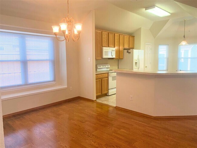 Building Photo - 313 Foreston Dr