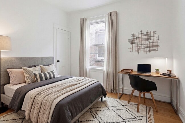 Building Photo - 1931 N Kostner Ave