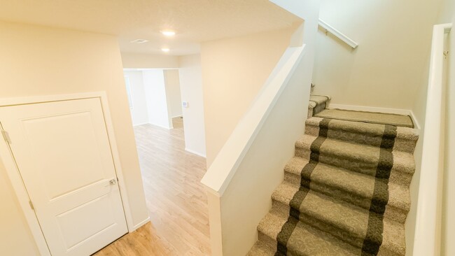 Building Photo - 5513 W Morgantown Ln