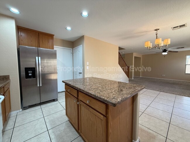 Building Photo - 8145 W Palo Verde Ave