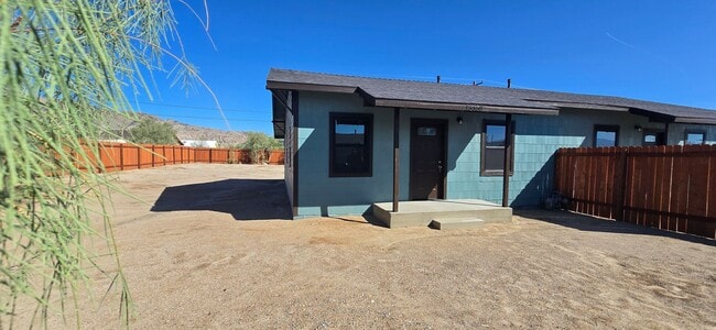 Building Photo - 13358 Verbena St