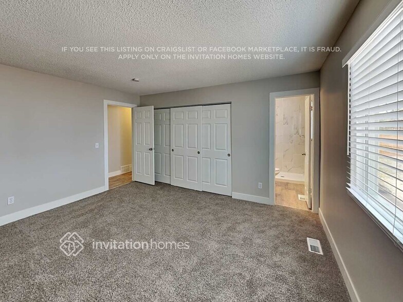 Building Photo - 1252 S Argonne Cir