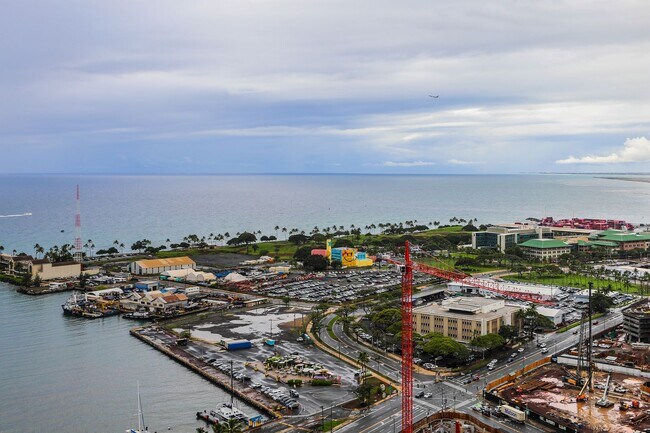 Building Photo - KOULA 2b2b1pkg Ready to Move In!