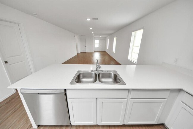 Building Photo - 4131 Neches Bnd Dr