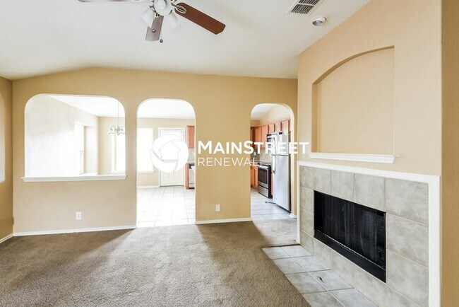 Building Photo - 3 Bedroom Pet-Friendly Home in San Antonio...