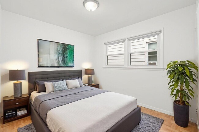 Building Photo - 14 Olean Ave