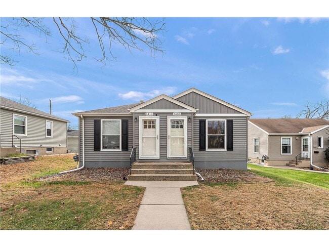 Primary Photo - 1408 Lake St NE