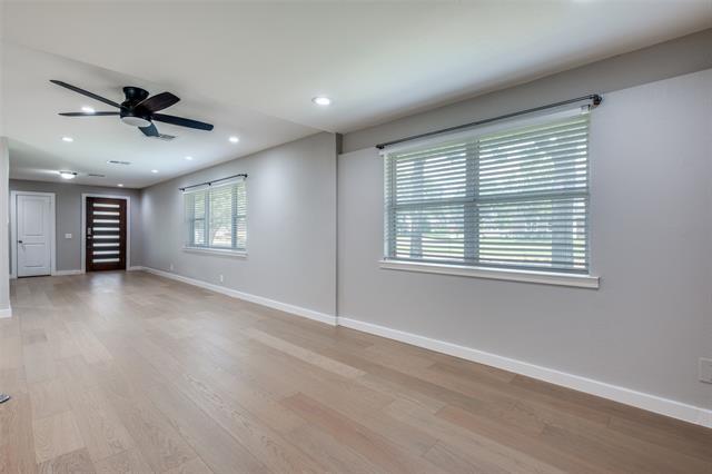 Building Photo - 9630 Lynbrook Dr