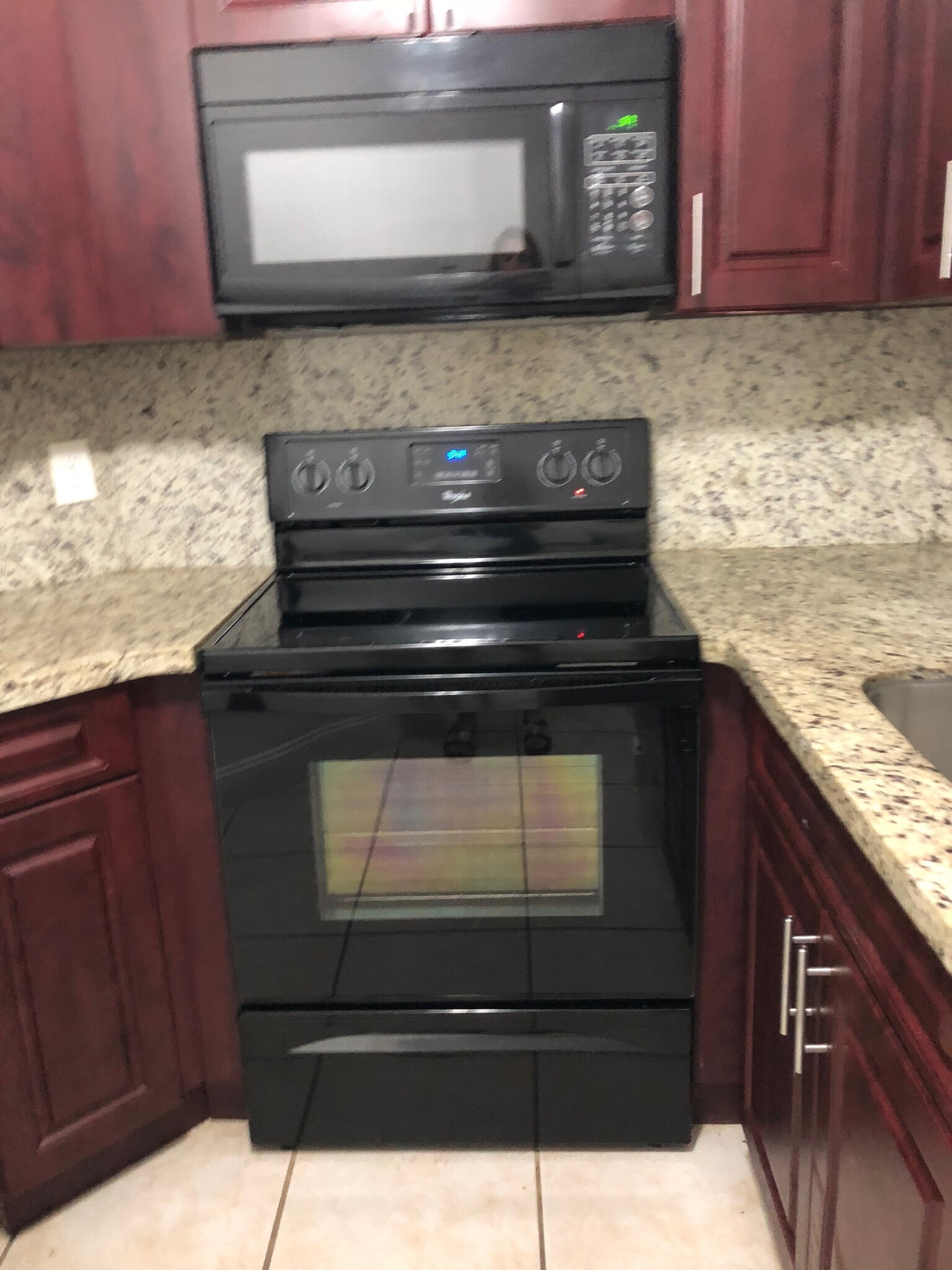 Building Photo - 210 Lake Pointe Dr