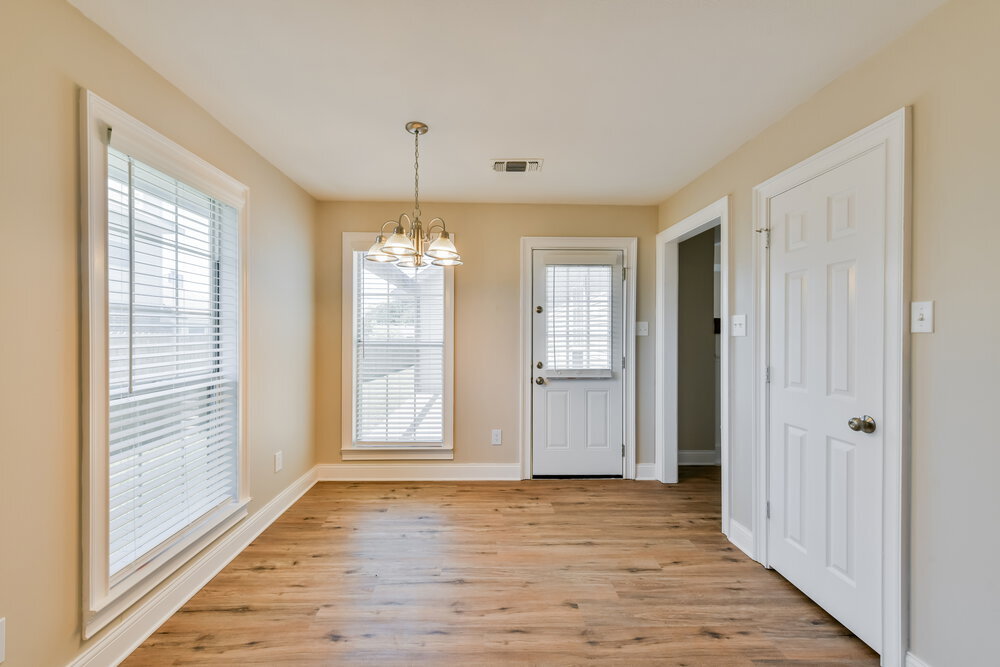 Building Photo - 5208 Gaelic Ct