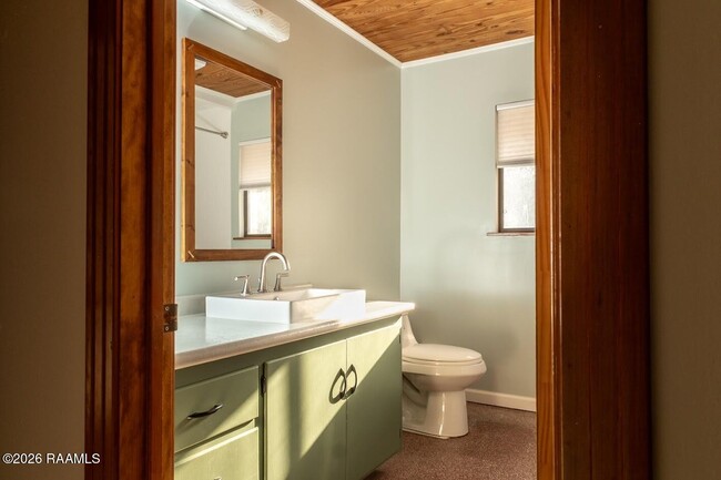 Building Photo - 118 S Demanade Blvd