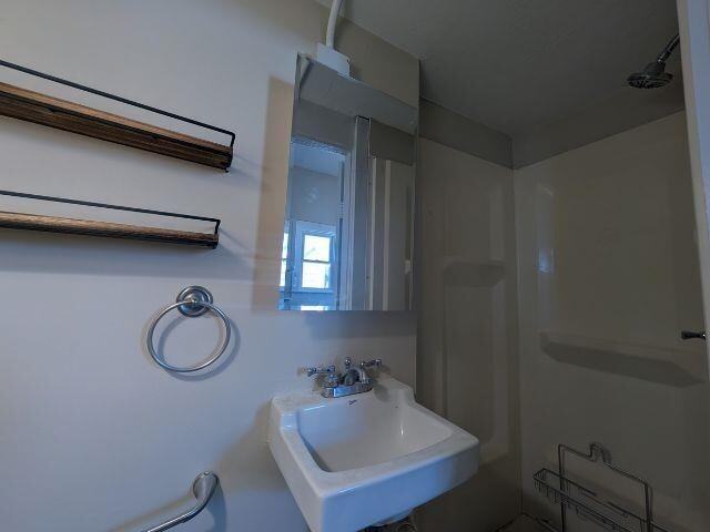 Building Photo - 145 Main St