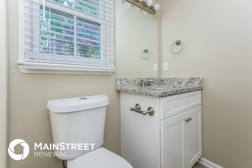 Building Photo - 371 Indian Hills Dr