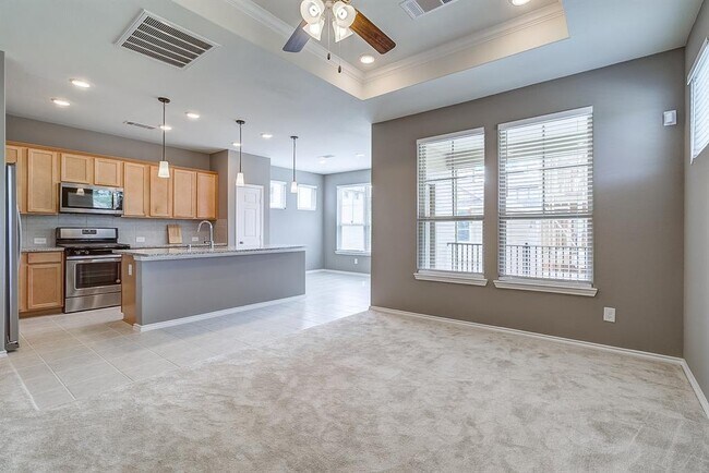 Building Photo - 9312 Bauer Vista Dr