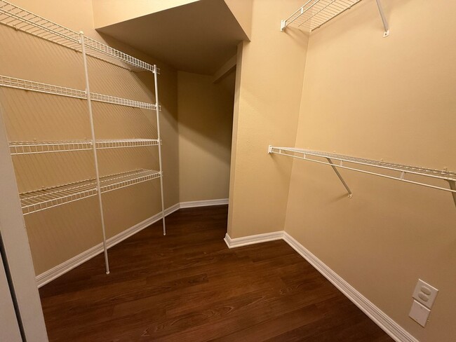 Building Photo - 3/2.5 townhome in Sanford! AVAILABLE MARCH...