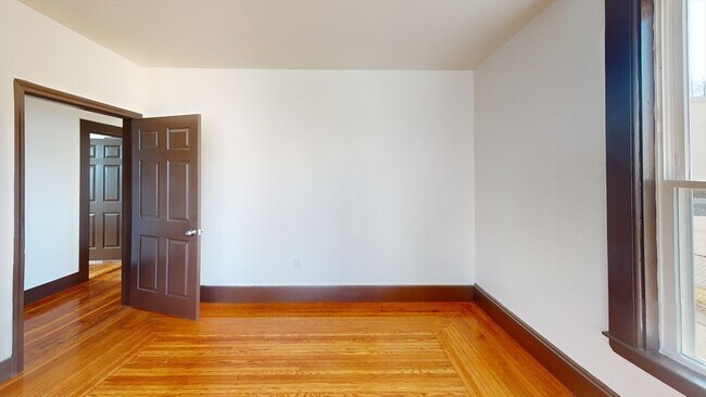 Building Photo - 45 Henry Ave