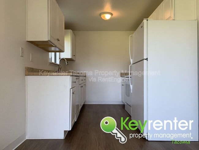 Building Photo - 19606 9th Ave Ct E