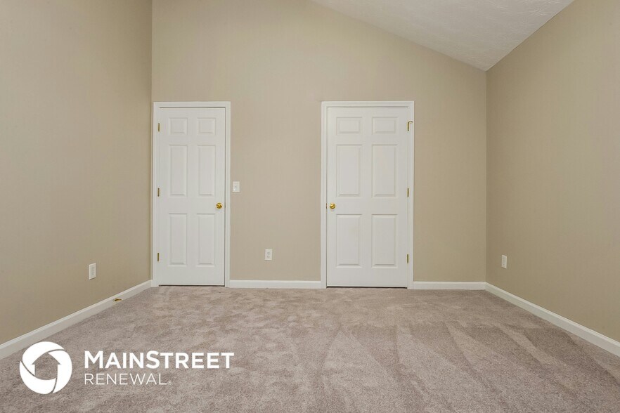 Building Photo - 628 Shadow Lake Dr