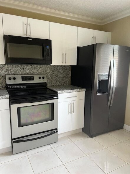 Building Photo - 17798 SW 139th Ct