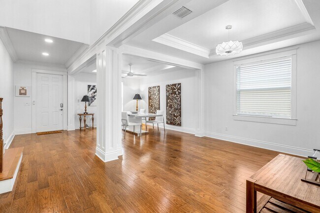 Building Photo - 9460 Wrangler Dr